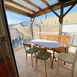 Calme Absolu Et Terrasse A Bastille